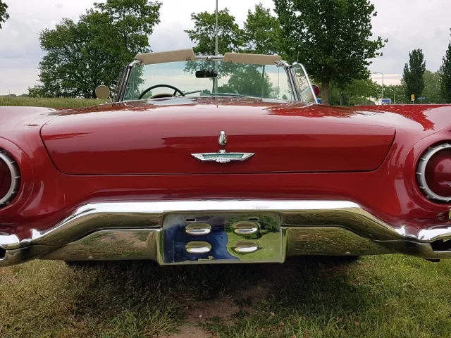 Heideveld Classics - Ford Thunderbird 1957